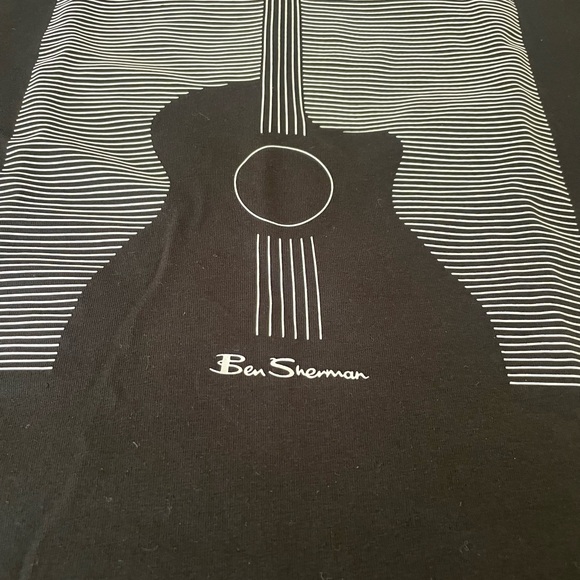 Ben Sherman guitar t shirt - Picture 2 of 4